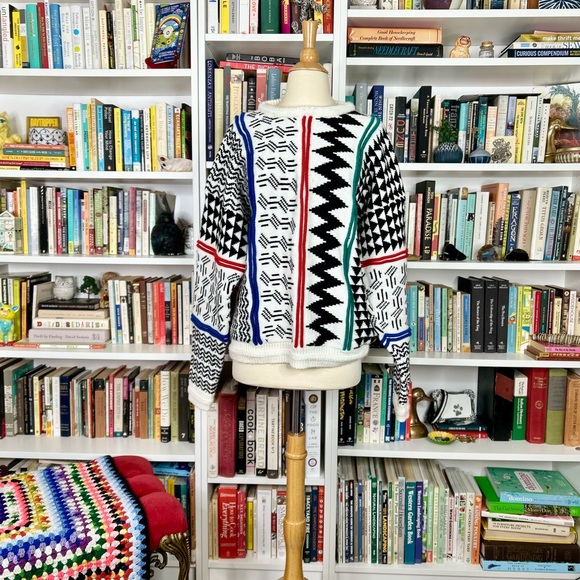 Vintage Concrete Mix geometric print sweater - Picture 3 of 8